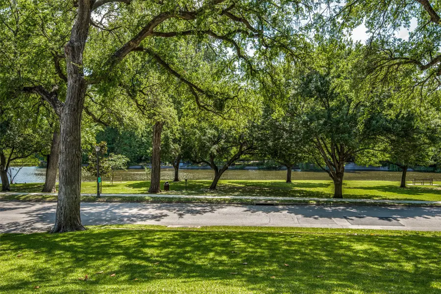 4700 Lakeside Drive, Highland Park, TX 75205 - Image #3
