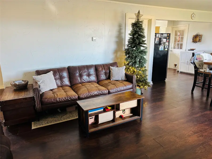 9059 Us Highway 377, Collinsville, TX 76233 - Image #2