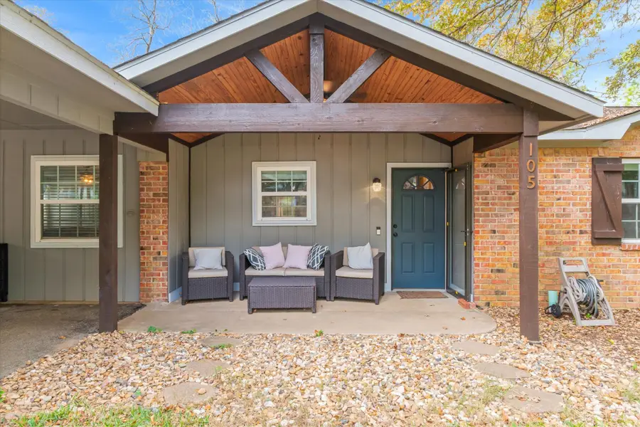 105 Grass Knoll Drive, Hideaway, TX 75771 - Image #2