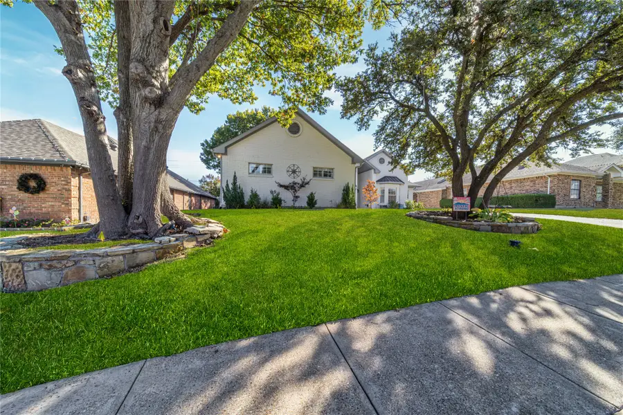 4112 Fairlakes Court, Dallas, TX 75228 - Image #3