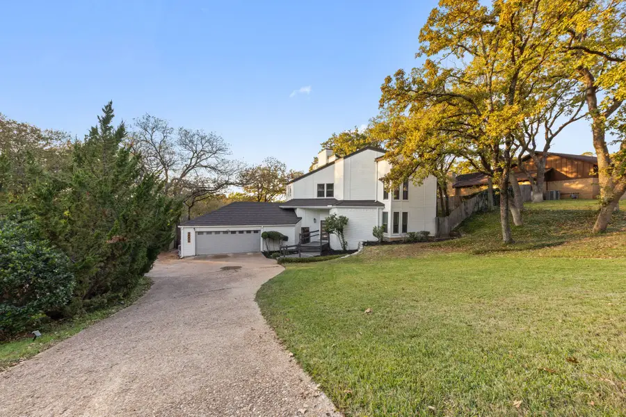 1006 Portofino Drive, Arlington, TX 76012 - Image #2