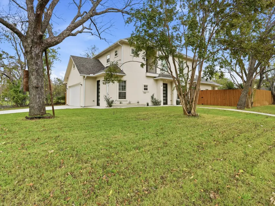 1130 Shaw Street, Dallas, TX 75212 - Image #2