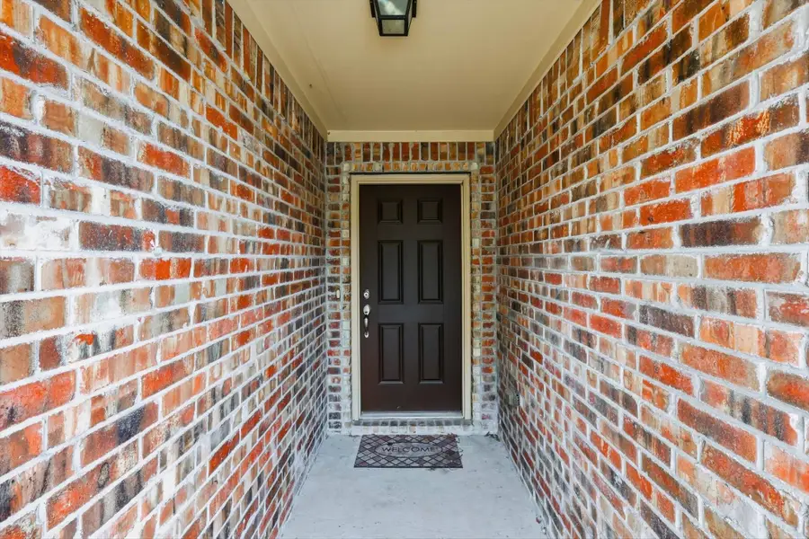 217 Villanova Drive, Van Alstyne, TX 75495 - Image #3