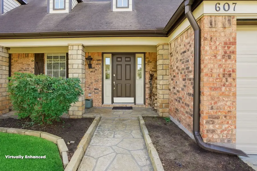 607 Ashcroft Drive, Grapevine, TX 76051 - Image #2