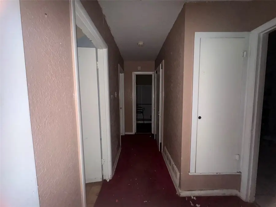 4428 Crenshaw Avenue, Fort Worth, TX 76105 - Image #2