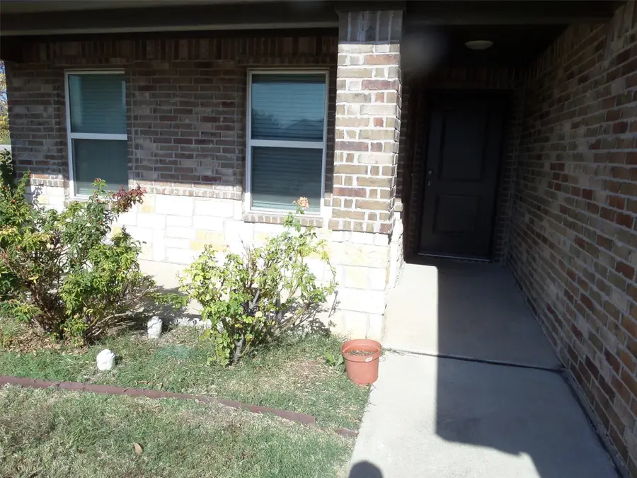 3723 Brookstone Drive, Sherman, TX 75092 - Image #3