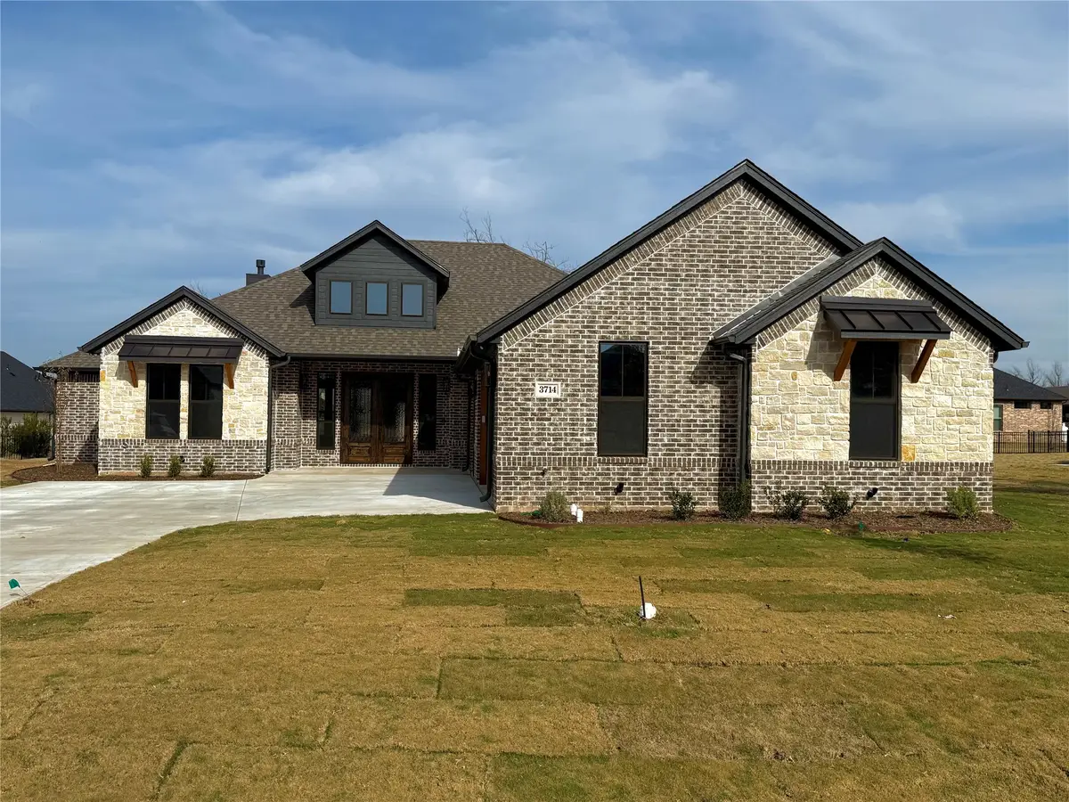 3714 Tremont Lane, Granbury, TX 76049 - Image #1