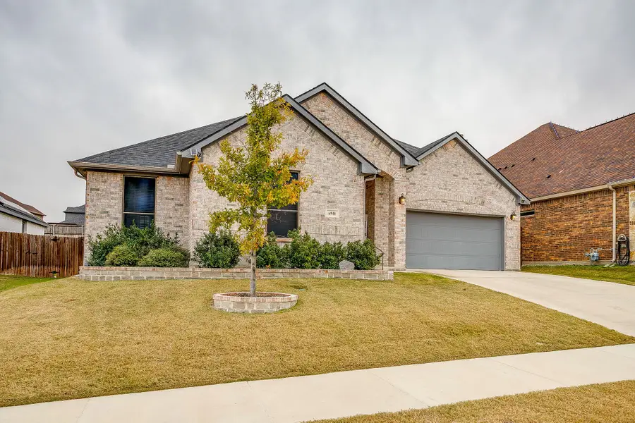 6940 Talon Bluff Drive, Fort Worth, TX 76179 - Image #2