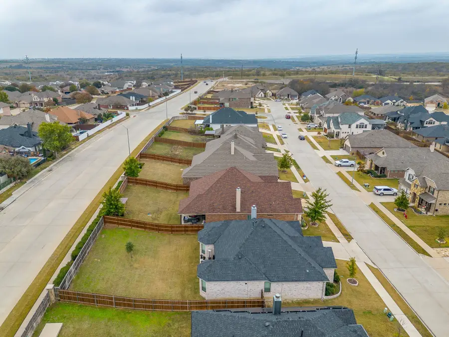 6940 Talon Bluff Drive, Fort Worth, TX 76179 - Image #3