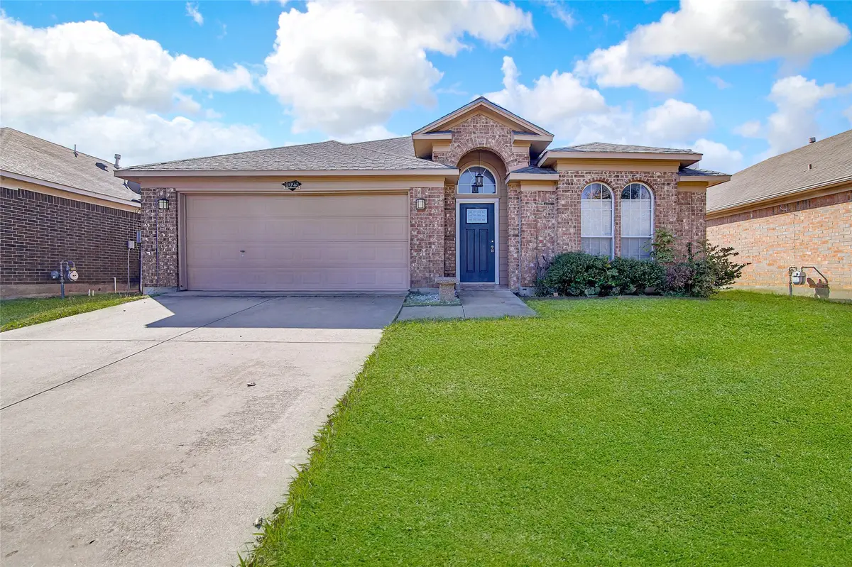 1025 Highland Station Drive, Saginaw, TX 76131 - Image #1