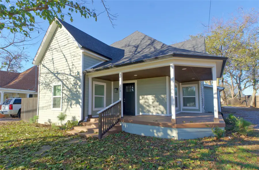 311 W Main Street, Whitesboro, TX 76273 - Image #2