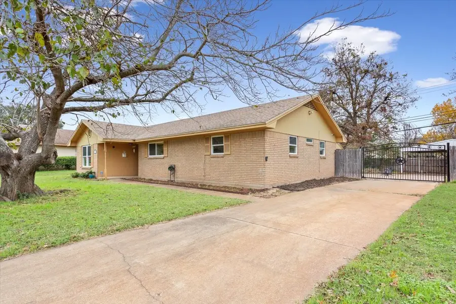 5719 Stratford Drive, Waco, TX 76710 - Image #3