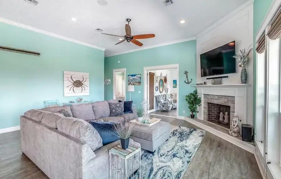 922 Palmridge Drive, Port Bolivar, TX 77650 - Image #2