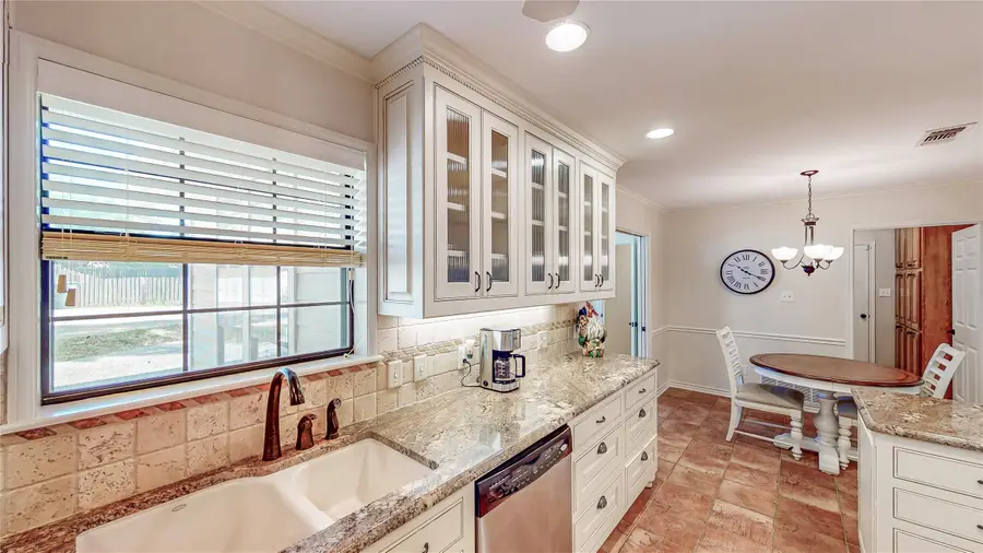 3308 Moss Glen, Tyler, TX 75707 - Image #3