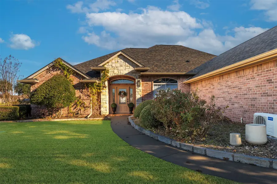 2100 Wood Duck Lane, Granbury, TX 76049 - Image #2