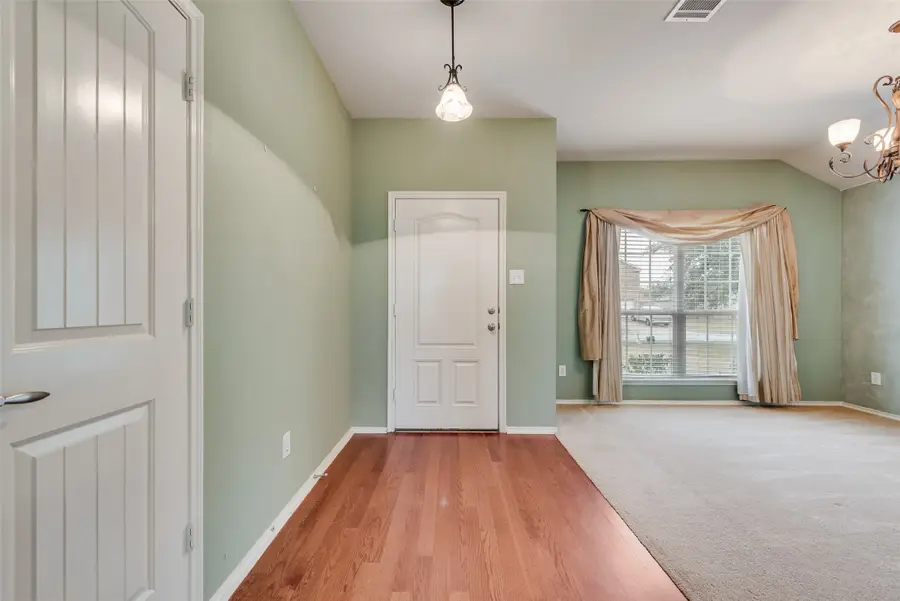 2801 Redwood Street, Royse City, TX 75189 - Image #2