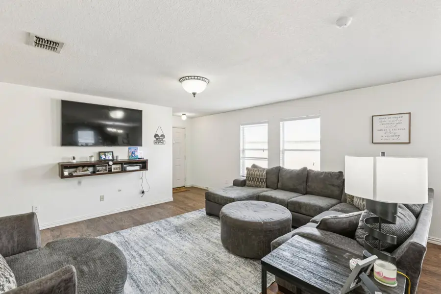 4904 Parkrise Drive, Fort Worth, TX 76179 - Image #3