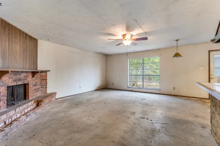 7001 Newcastle Place, North Richland Hills, TX 76182 - Image #2