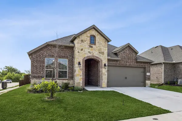 11324 Summer Rain Boulevard, Aubrey, TX 76227