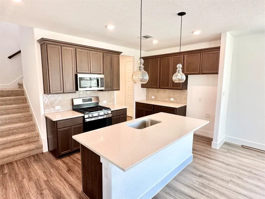 1356 Orange Blossom Court, Gainesville, TX 76240 - Image #3