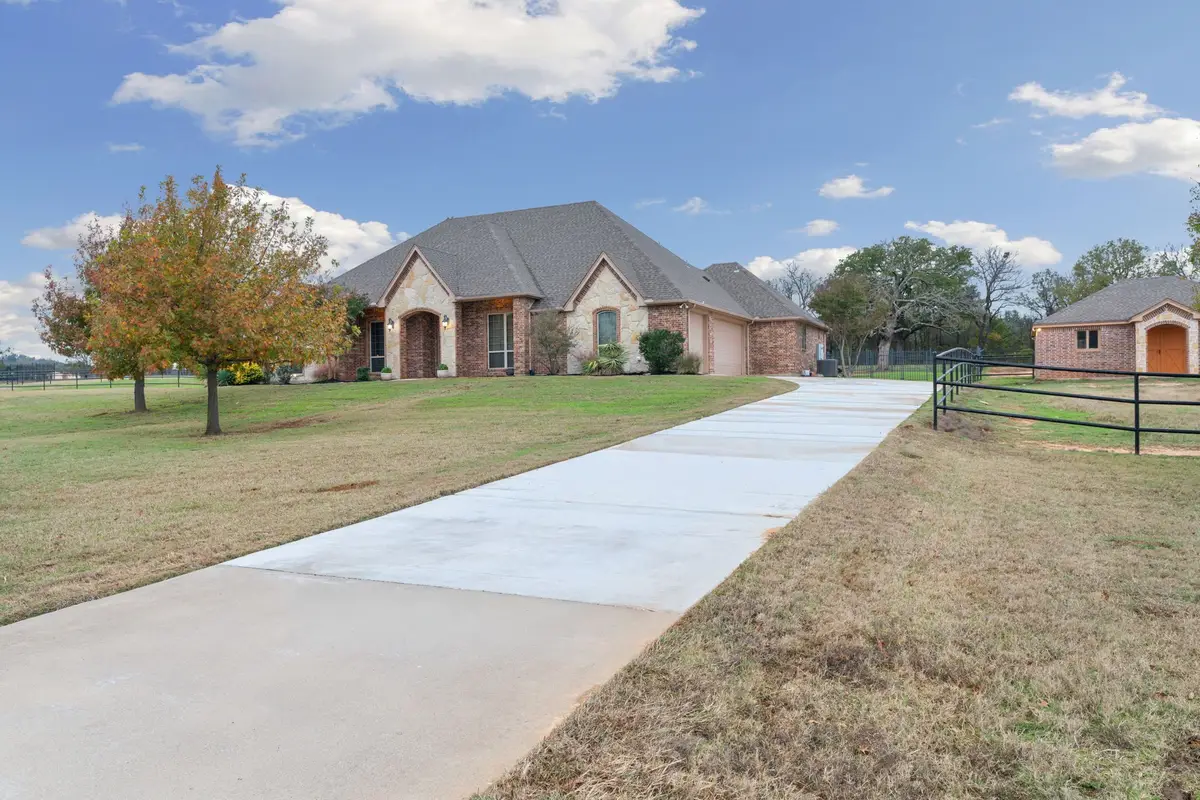 135 N Boyce Lane, Fort Worth, TX 76108 - Image #1