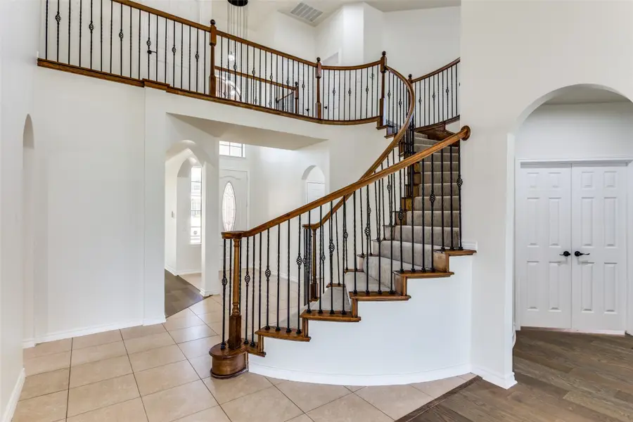 7241 Tahoe Springs Drive, Fort Worth, TX 76179 - Image #3