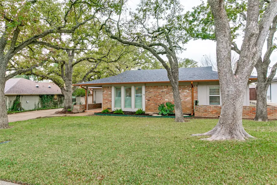 1753 Cynthia Lane, Hurst, TX 76054 - Image #2