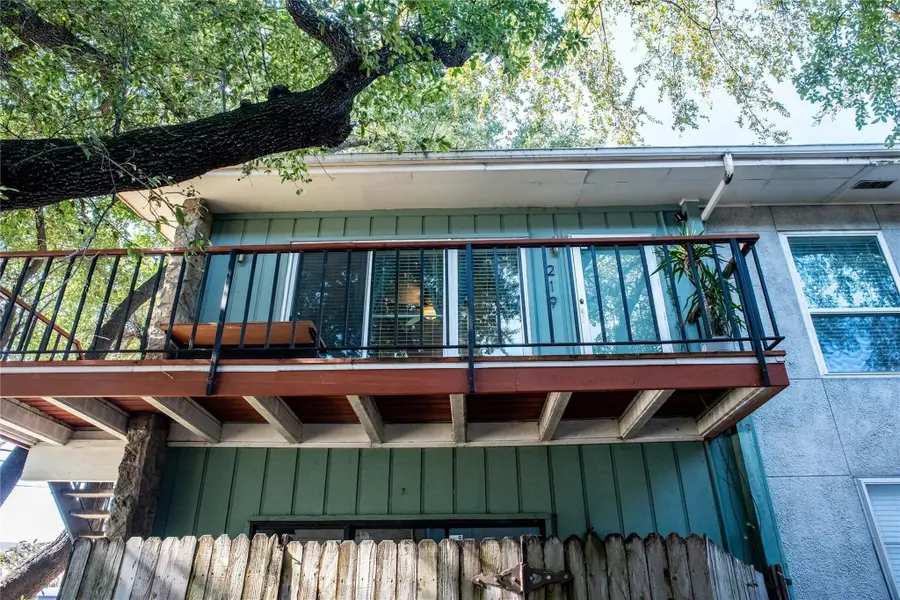 6620 Eastridge Drive #219, Dallas, TX 75231 - Image #2