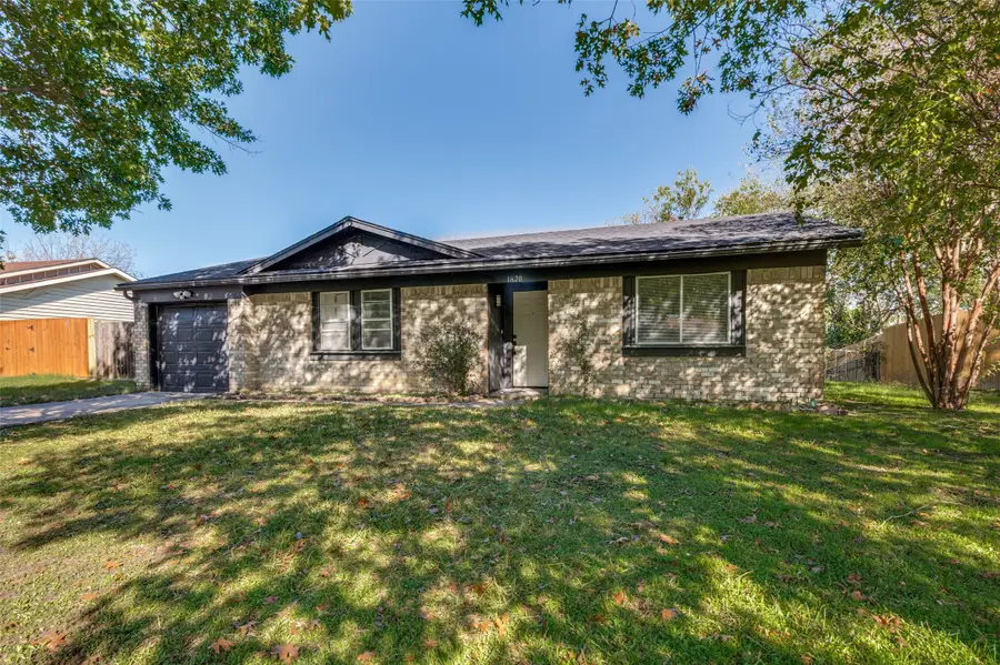 1820 Emerald Drive, Irving, TX 75060 - Image #2