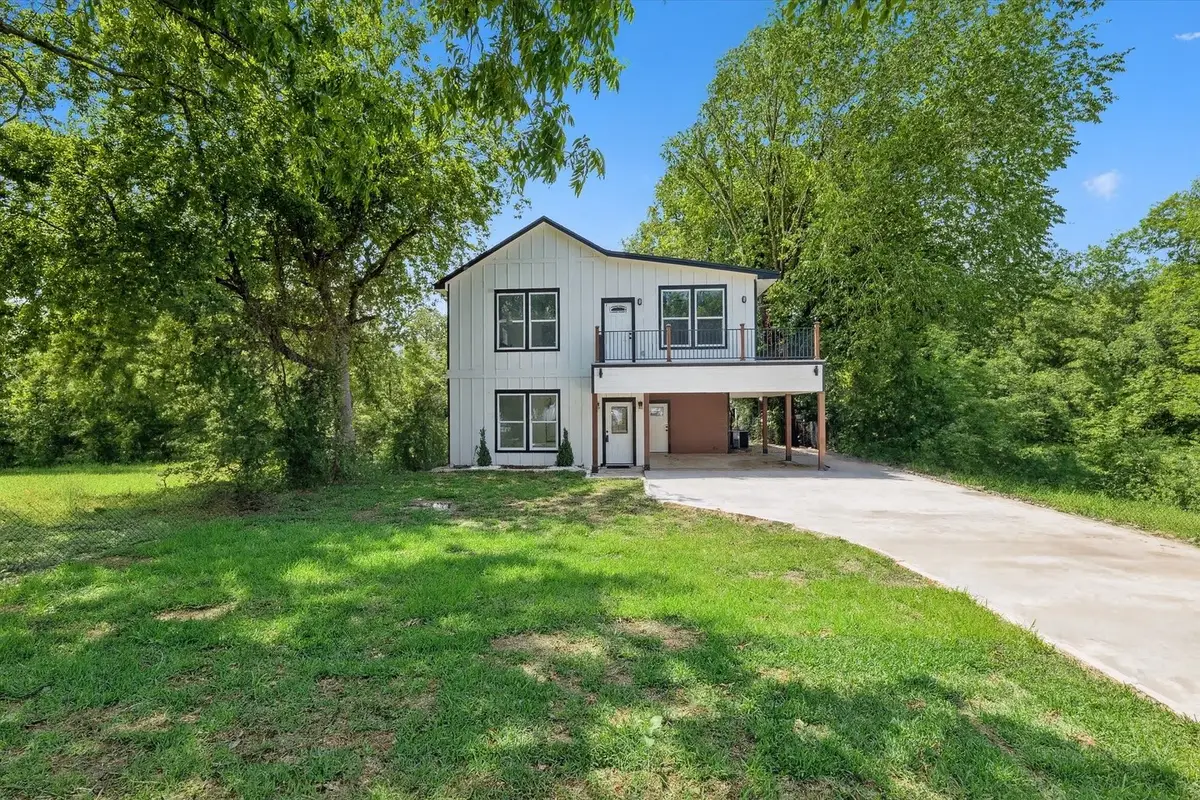 808 E Pecan Avenue, Waco, TX 76704 - Image #1