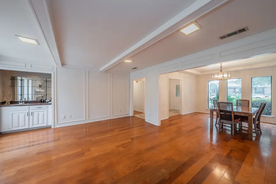 2221 Vickers Drive, Plano, TX 75075 - Image #3