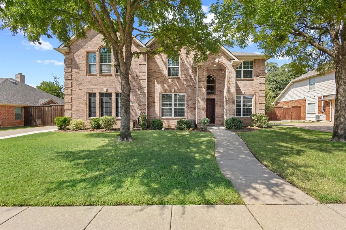 3905 Park Wood Drive, Corinth, TX 76208 - Image #1