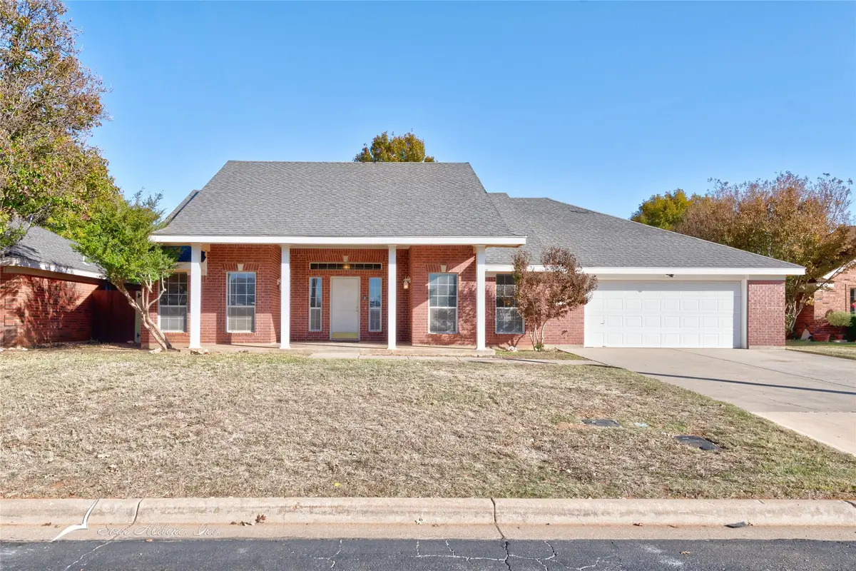6509 Twin Oaks Drive, Abilene, TX 79606 - Image #1