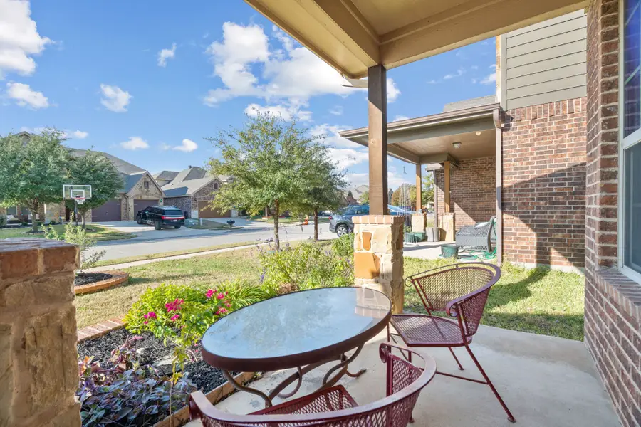 5640 Spirit Lake Drive, Fort Worth, TX 76179 - Image #2