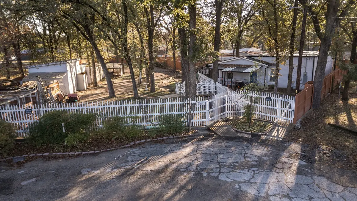 9953 Greentree Lane, Wills Point, TX 75169 - Image #1