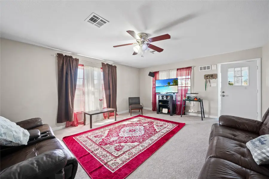 1223 Country Club Road, Cleburne, TX 76033 - Image #3