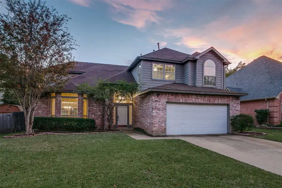703 Sabel Ridge Lane, Grapevine, TX 76051 - Image #2