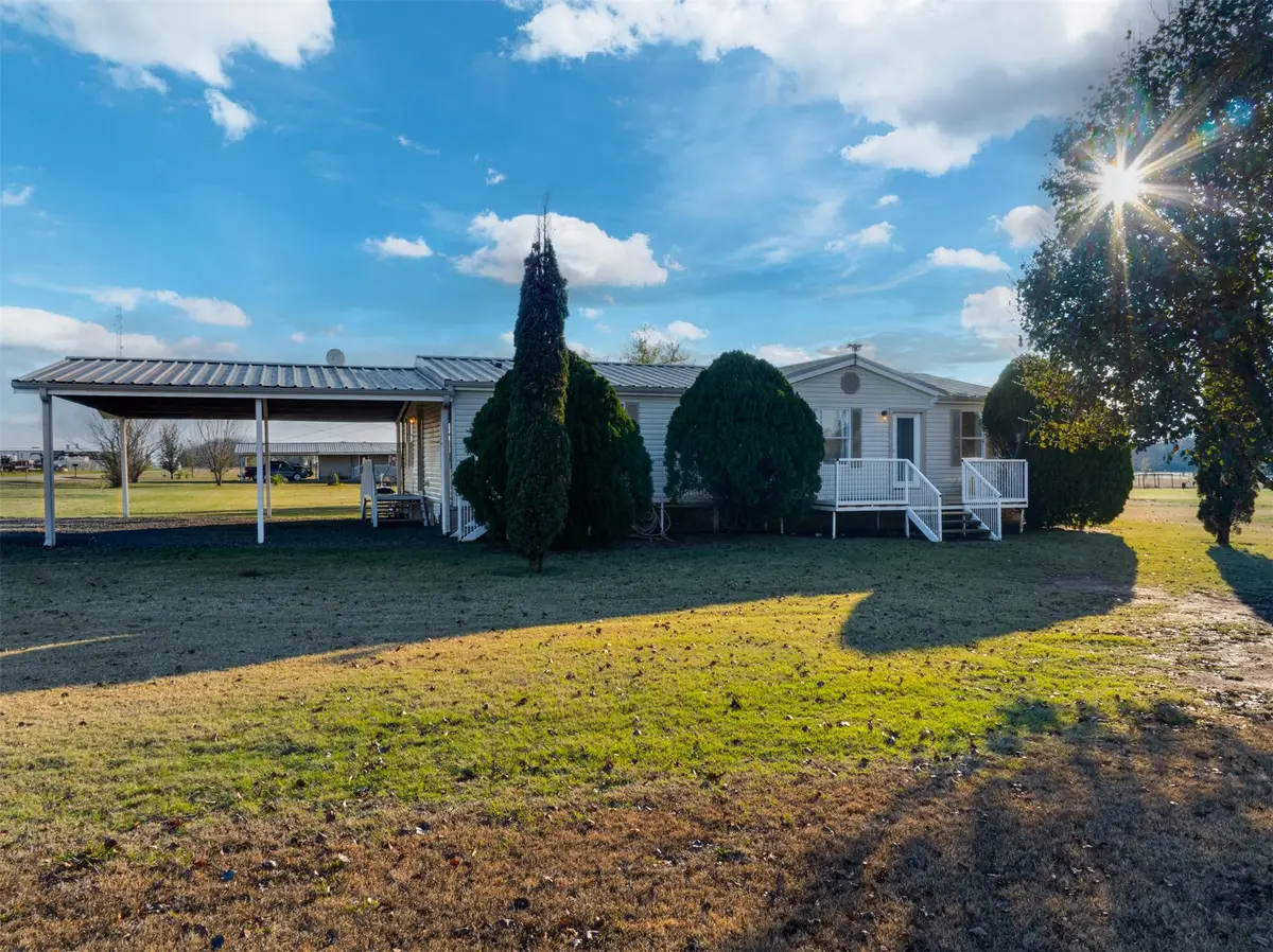 184 Private Road 36194, Sumner, TX 75486 - Image #1