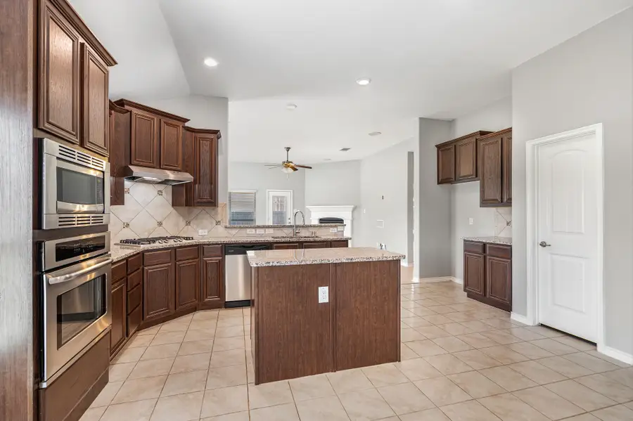 4905 Westlake Drive, Garland, TX 75043 - Image #3