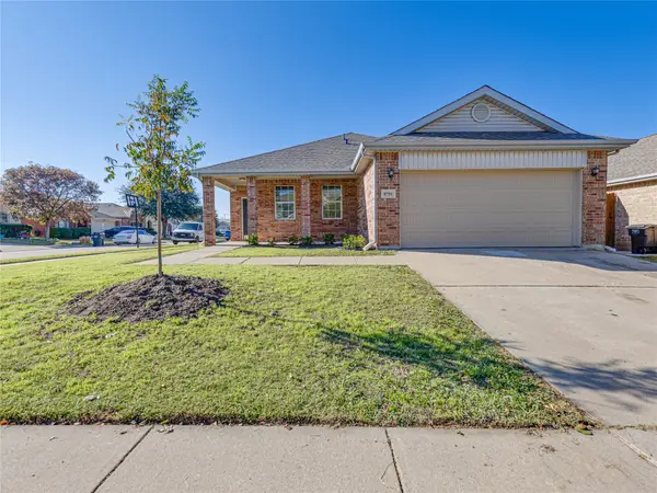 8701 Gaines Drive, Fort Worth, TX 76244