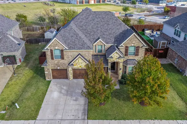 604 Cody Lane, Mansfield, TX 76063