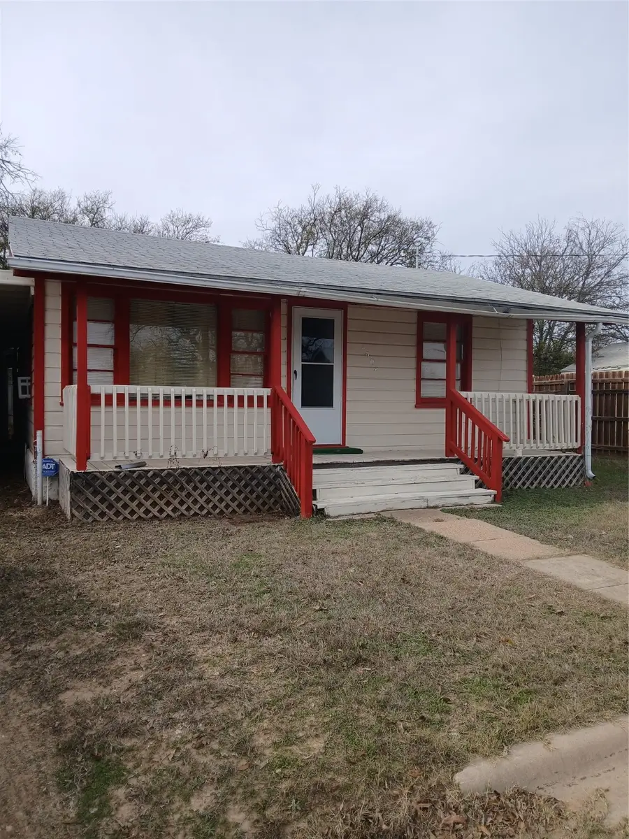 1004 San Saba Street, Coleman, TX 76834 - Image #2
