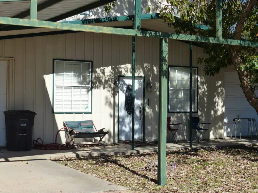 101 S Loop, Brady, TX 76825 - Image #2