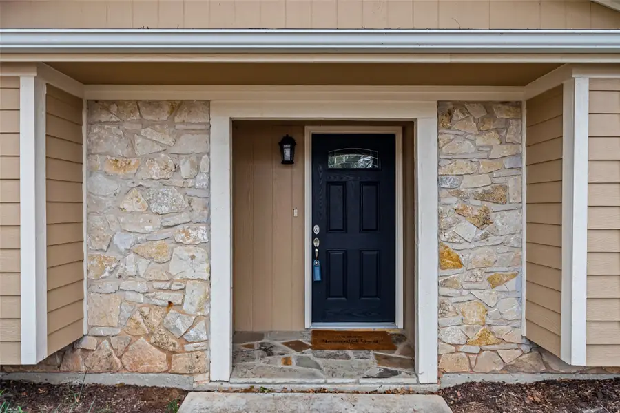 5408 Cortez Drive, Granbury, TX 76049 - Image #2