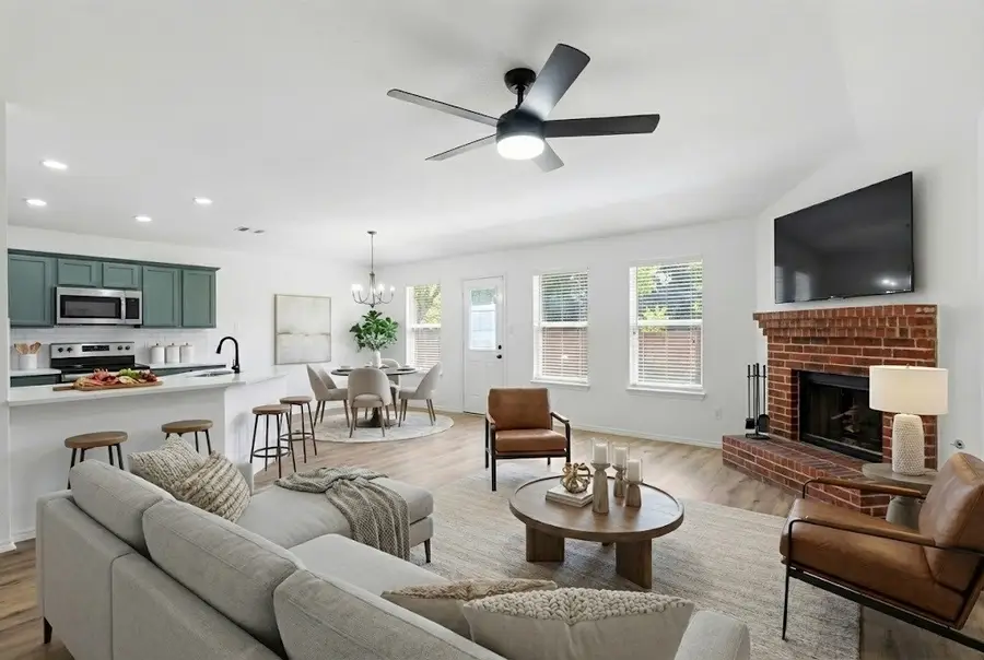 215 Willow Creek Lane, Terrell, TX 75160 - Image #2