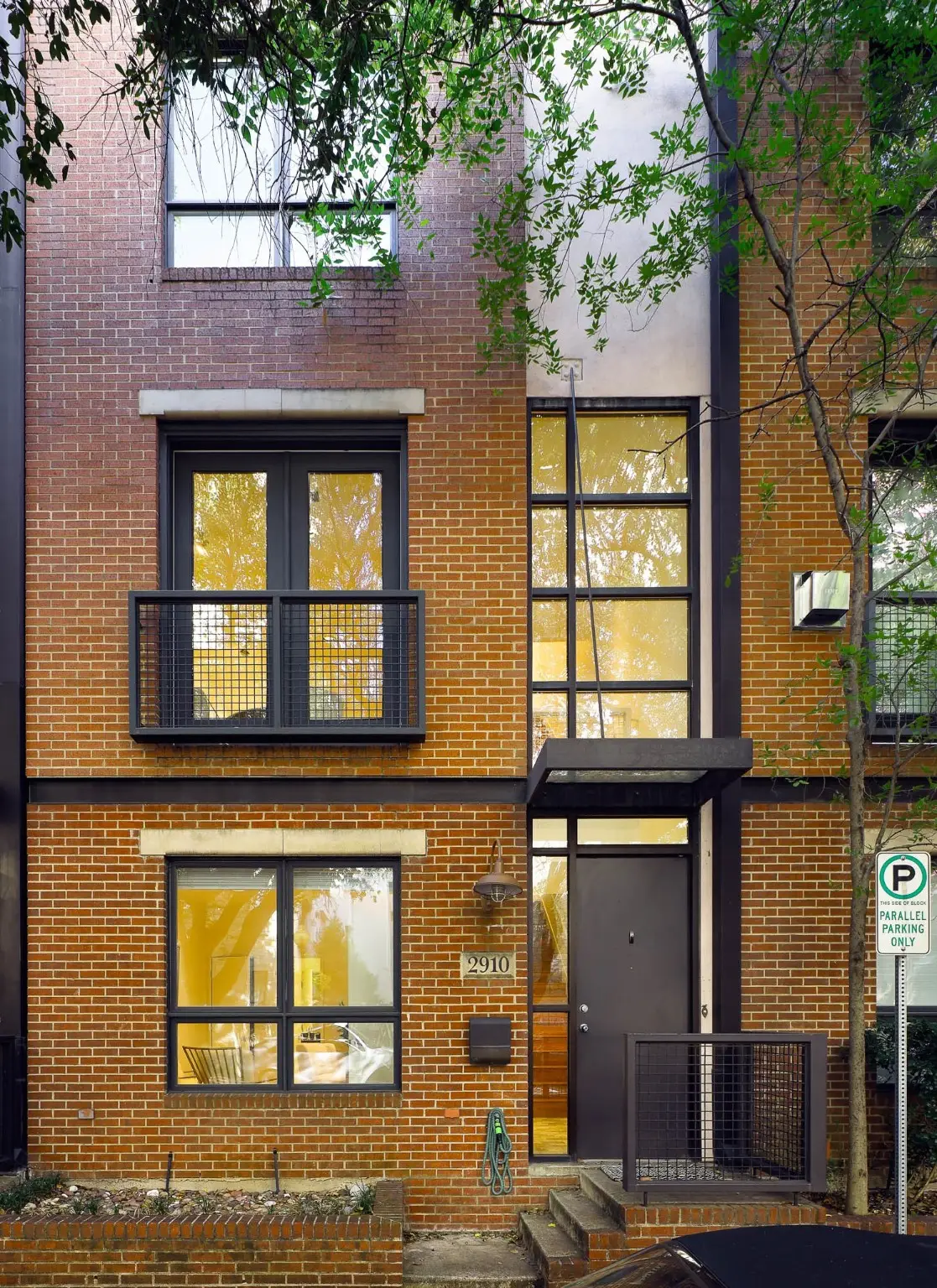 2910 Woodside Street, Dallas, TX 75204 - Image #1