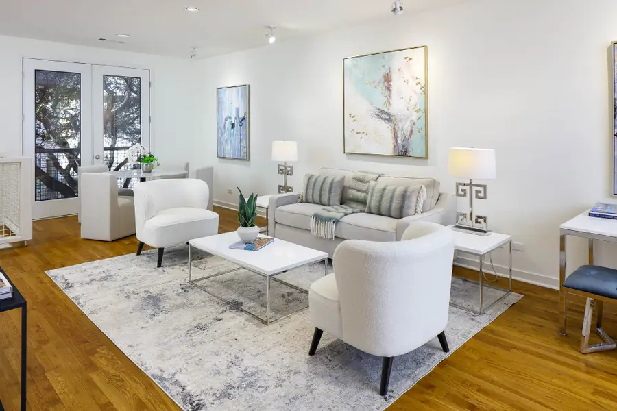 2910 Woodside Street, Dallas, TX 75204 - Image #2