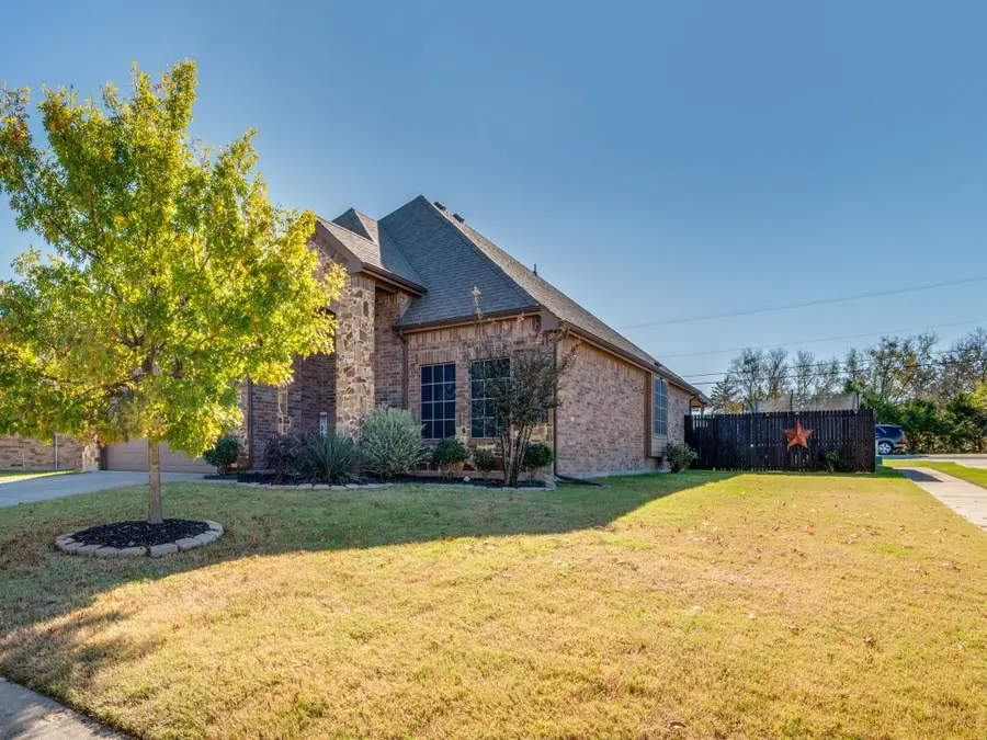 322 Pecos Drive, Crandall, TX 75114 - Image #2