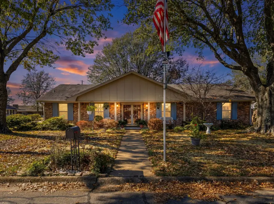 1115 36th Street Ne, Paris, TX 75462 - Image #2