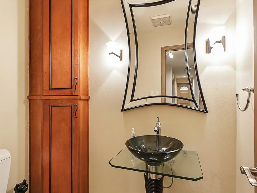 6515 Ridgeview Circle, Dallas, TX 75240 - Image #3